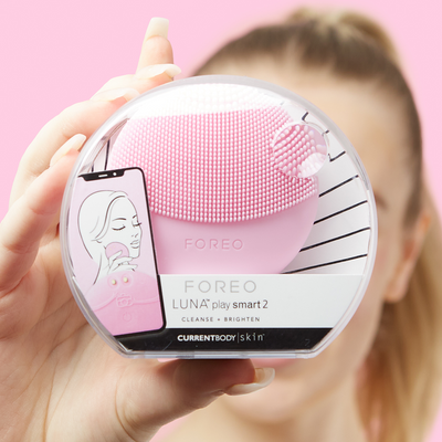 CurrentBody Skin X FOREO Cleanse and Brighten Set (Ter waarde van €418)
