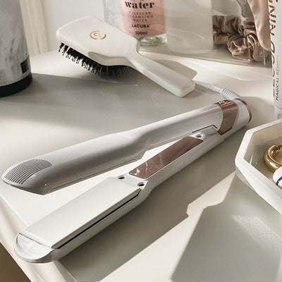 CLOUD NINE The Wide Iron Pro Hair Straightener